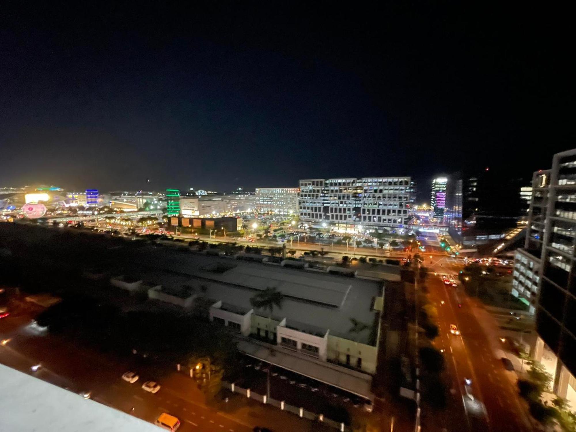 Shore Residences, Mall Of Asia Complex Stayction By Pbyy Pasay Exteriér fotografie
